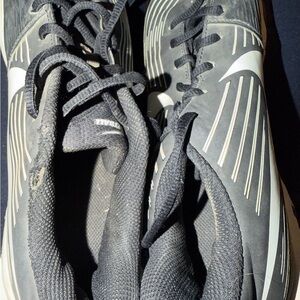 Nike Men’s Black and White Athletic Cleats